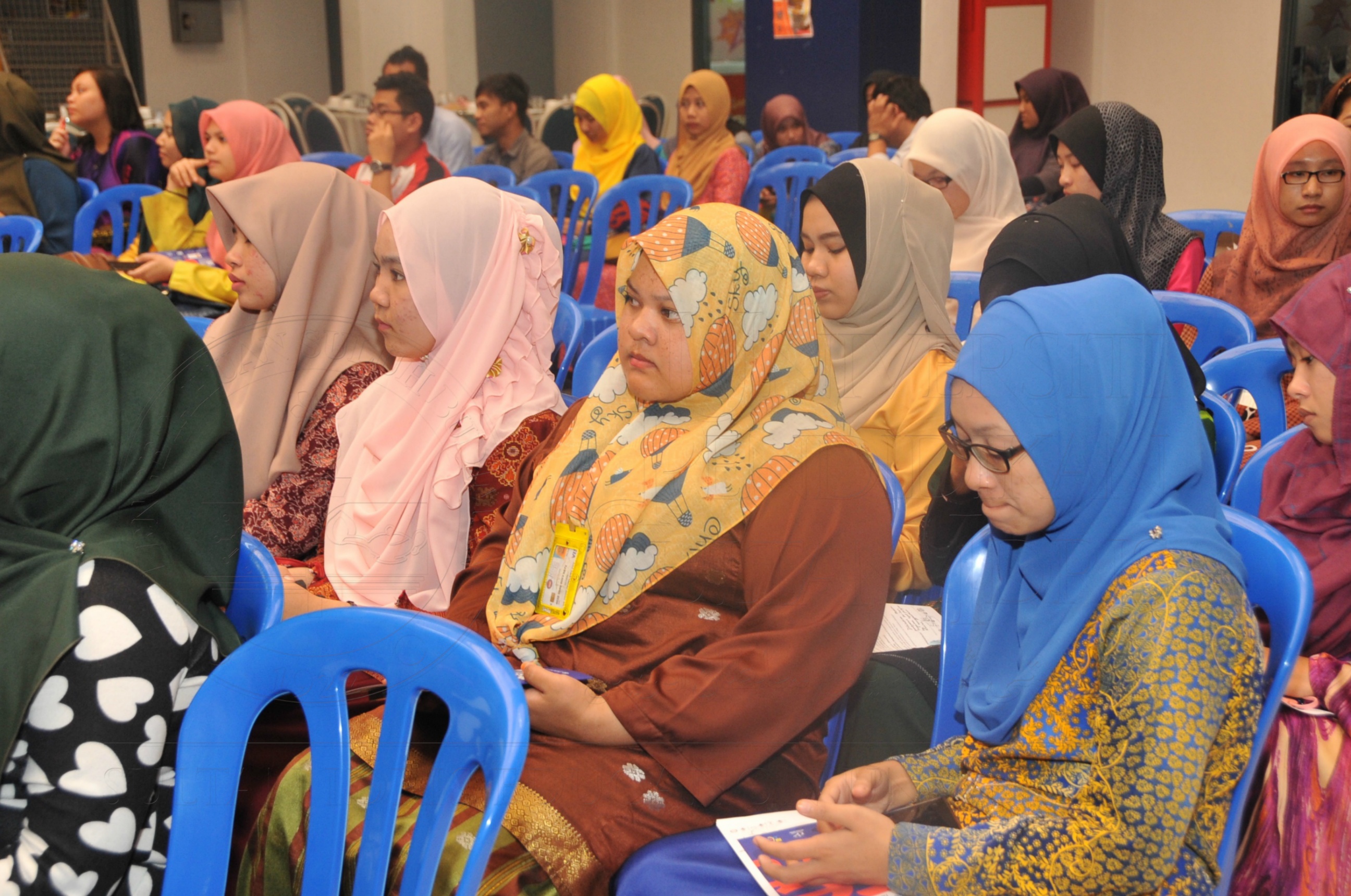 PRO15 173 ESE HAS 2275